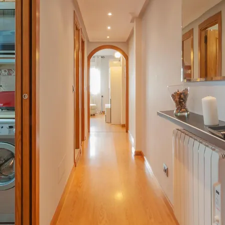 Apartment Avg Premio Real 16 *